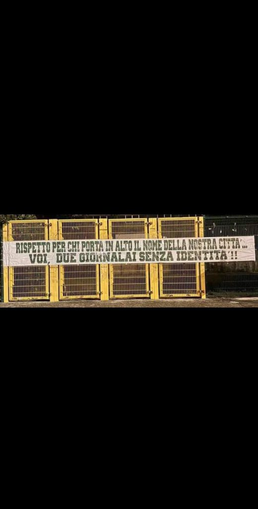 Striscione allo Stadio Partenio Lombardi 