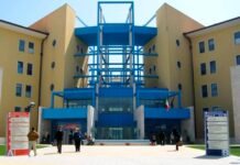 Minaccia di morte il personale sanitario del Pronto Soccorso di Avellino e aggredisce i poliziotti. Arrestato un 37enne.